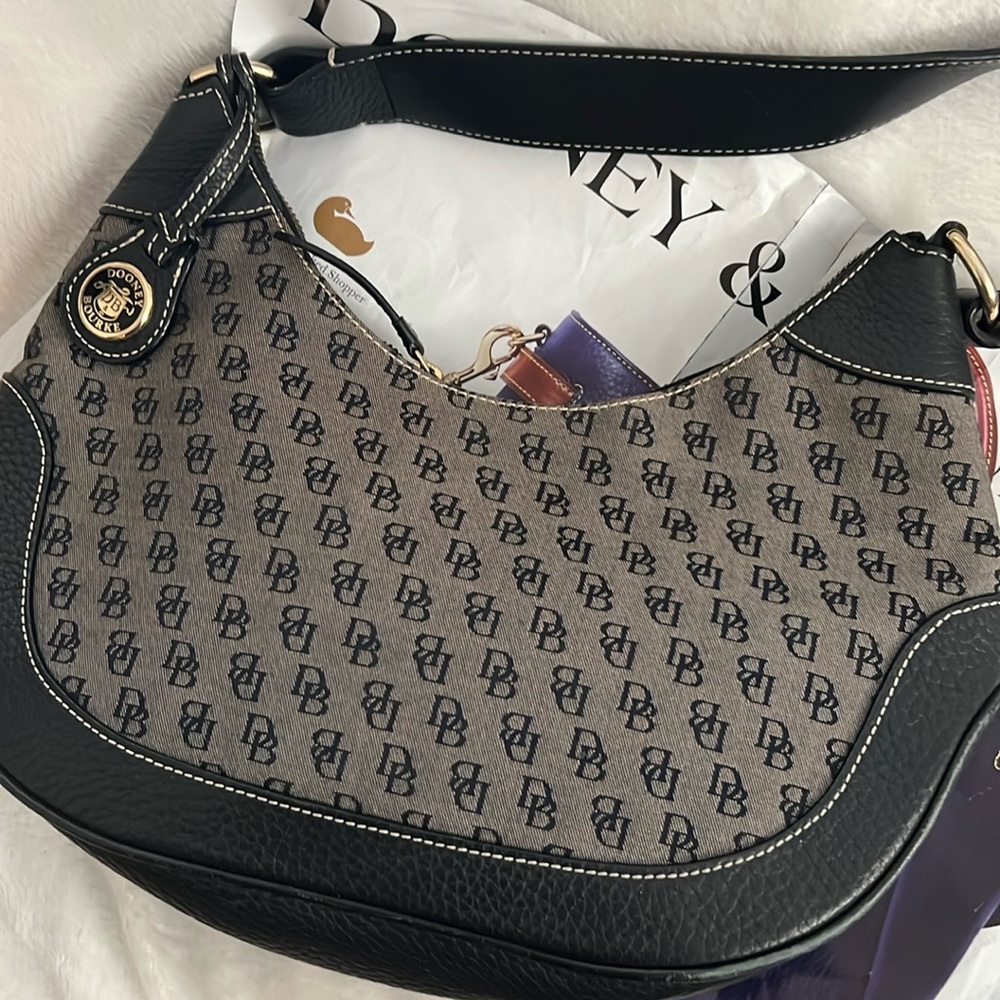 🔥Dooney & Bourke - Picture 11 of 16